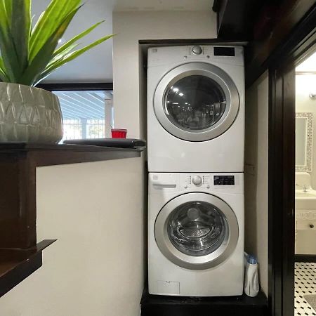 Artist'S Apartment In The Heart Of The City Sacramento Exterior foto