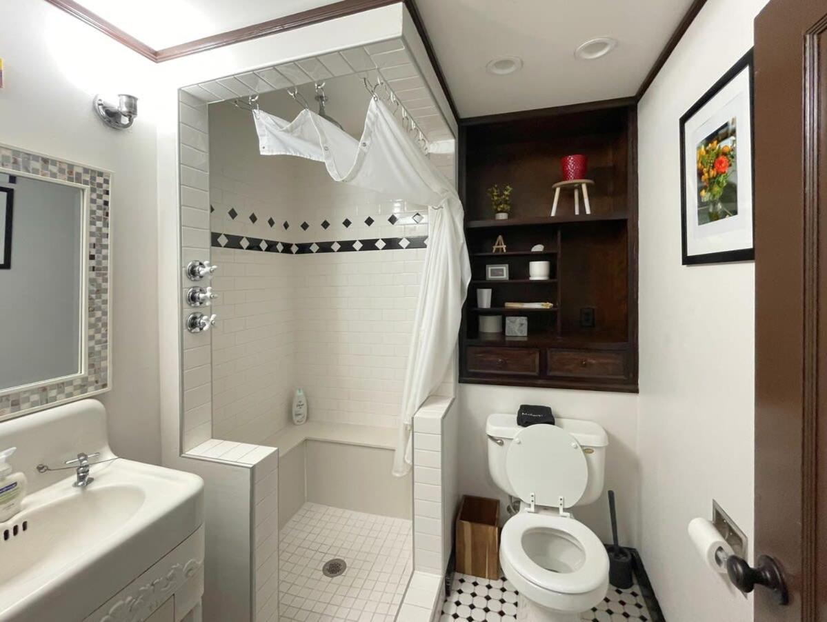 Artist'S Apartment In The Heart Of The City Sacramento Exterior foto